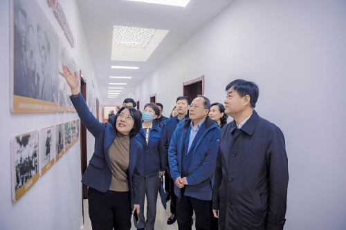 扁担精神传薪火 文明创建启新程 市城肥清运服务中心荣膺全国文明单位