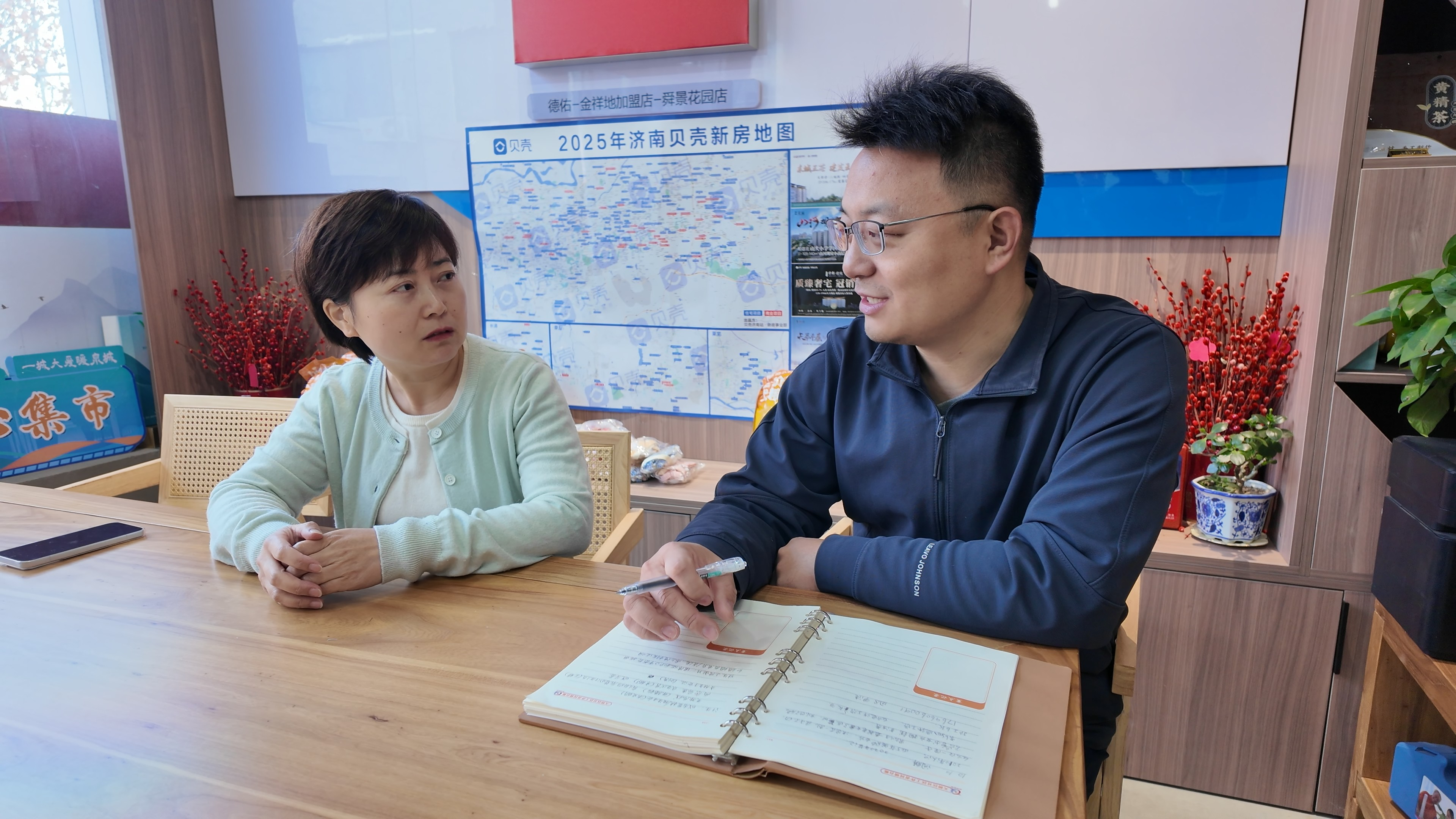 融媒·见证丨成立社区社会企业,从“等米下锅”到“自我造血”——幸福感,“赚”出来!