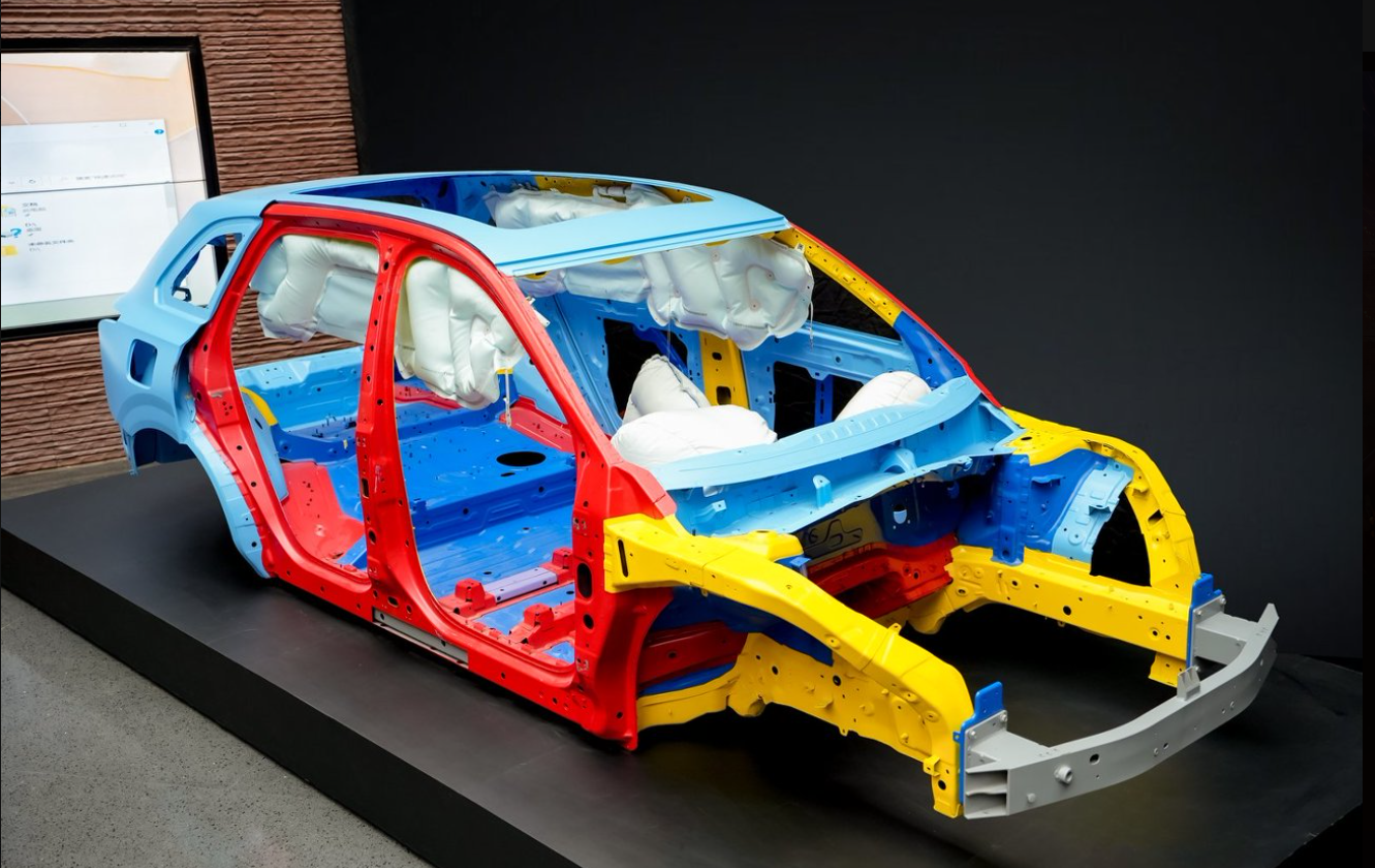 燃动齐鲁 潮趣共鉴！红旗 HS6 PHEV 山东区域上市盛典济南启幕