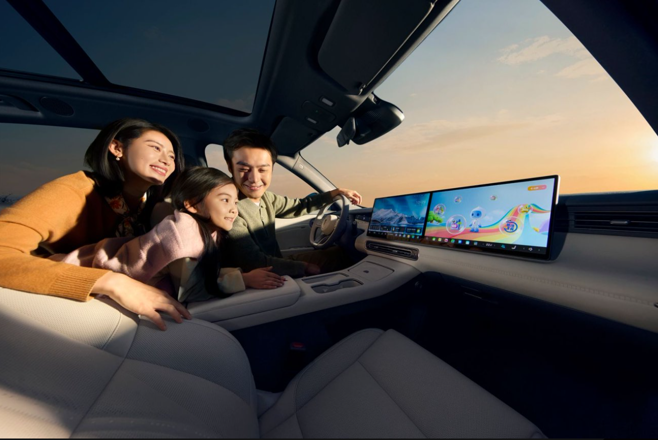 燃动齐鲁 潮趣共鉴！红旗 HS6 PHEV 山东区域上市盛典济南启幕