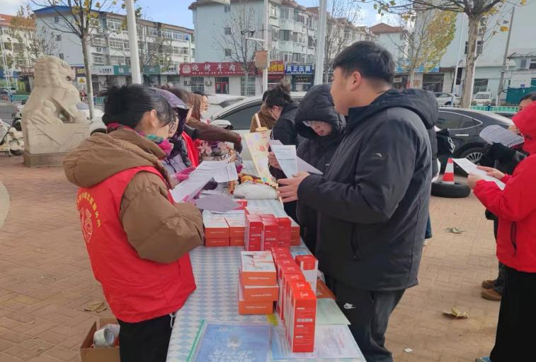 平安产险牟平支公司开展“非法集资是陷阱，高利保本别相信”主题宣传活动