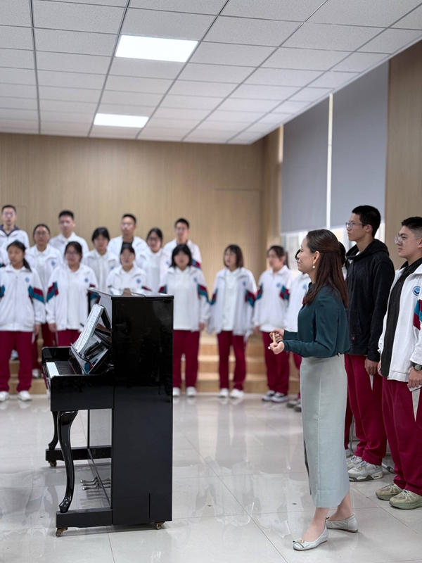 喜报！济南二中朱永青教师荣膺济南市巾帼建功表现突出个人