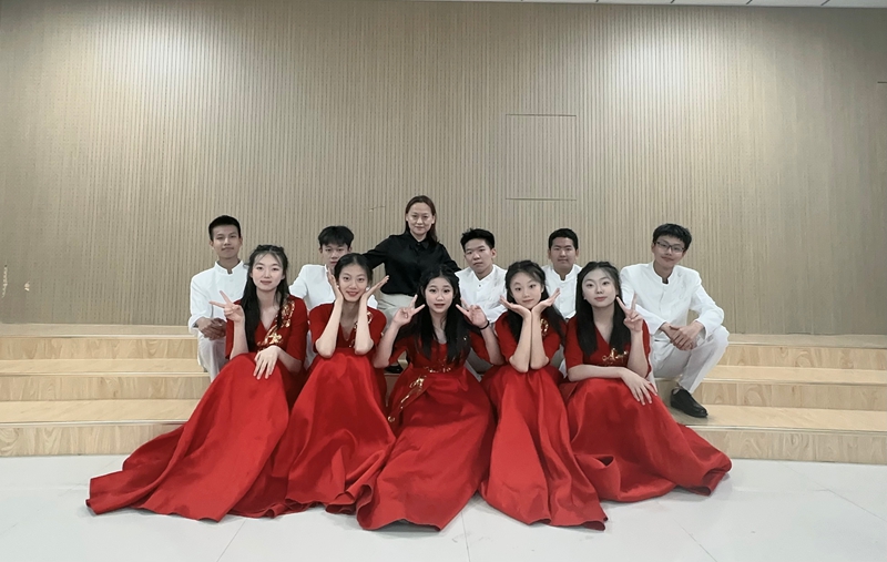 喜报！济南二中朱永青教师荣膺济南市巾帼建功表现突出个人