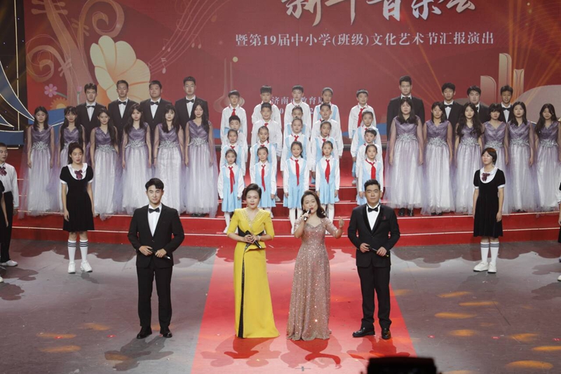 喜报！济南二中朱永青教师荣膺济南市巾帼建功表现突出个人