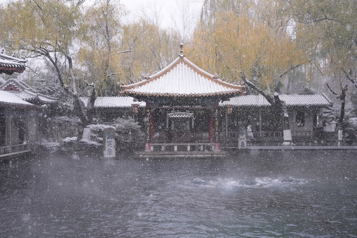 寒潮预警：今起大降温，明日至19日济南有中到大雪