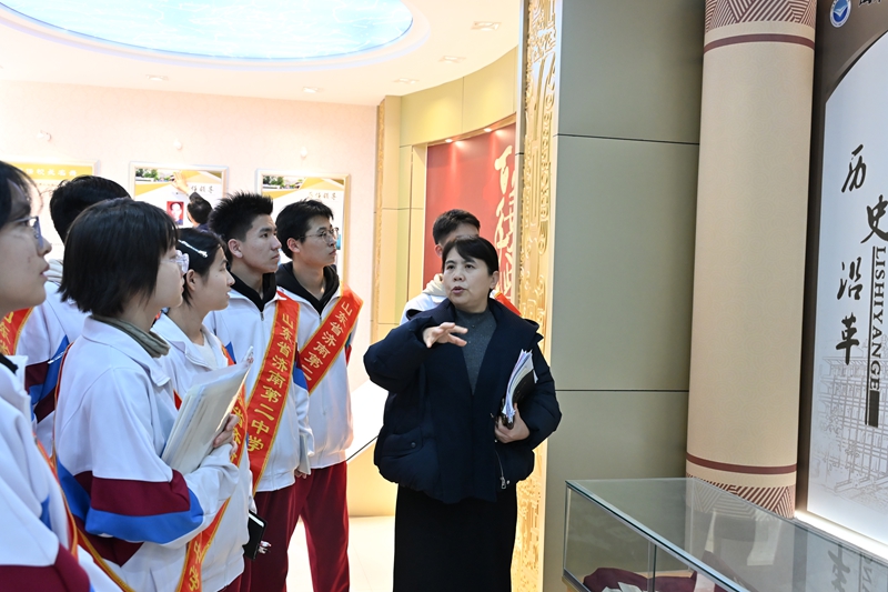 家校深度互动，共绘成长同心圆 ——济南二中第四期“八个一”同心共育活动圆满举行