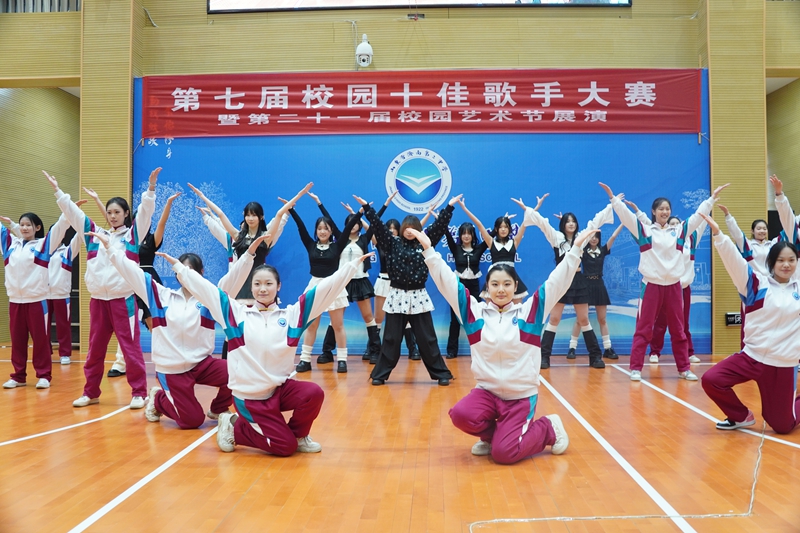 青春放歌，向美而行 ——济南二中成功举办第七届校园十佳歌手大赛暨第二十一届艺术节展演