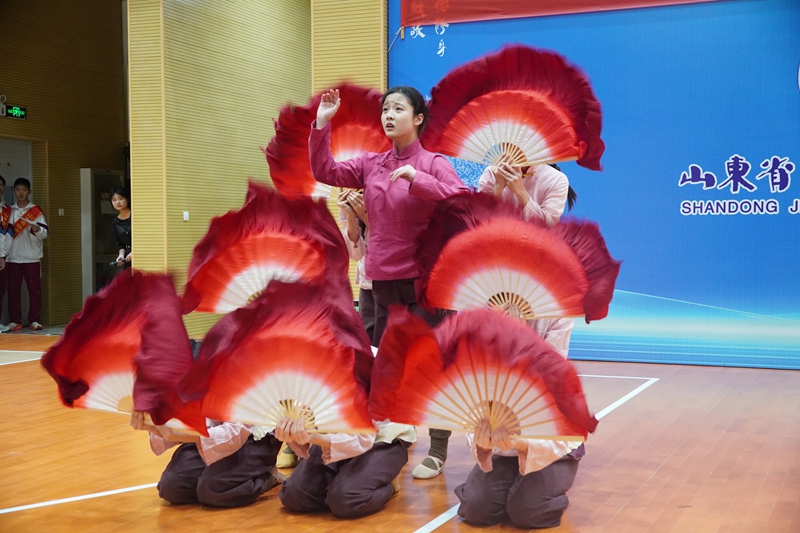 青春放歌，向美而行 ——济南二中成功举办第七届校园十佳歌手大赛暨第二十一届艺术节展演