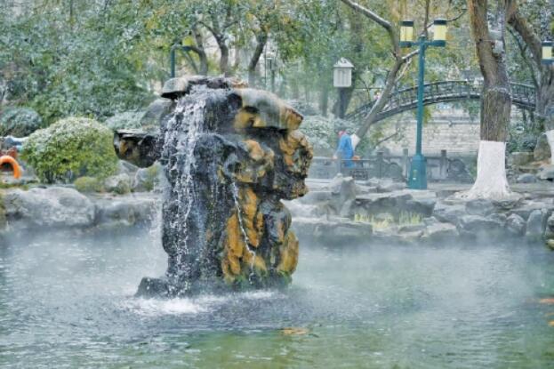 2026年初雪赴约！预报济南19日阴有小雪转多云，市区最低气温-6℃左右