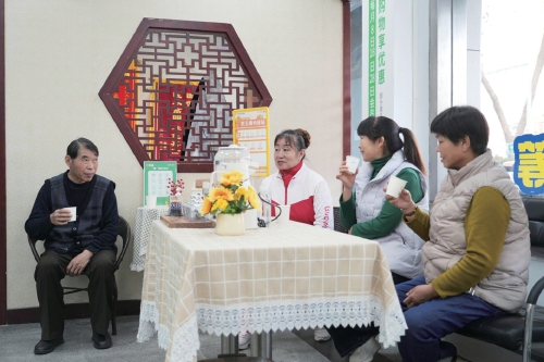 心怀“国之大者”做好“民之小事”——漱玉平民的转型答卷与健康使命