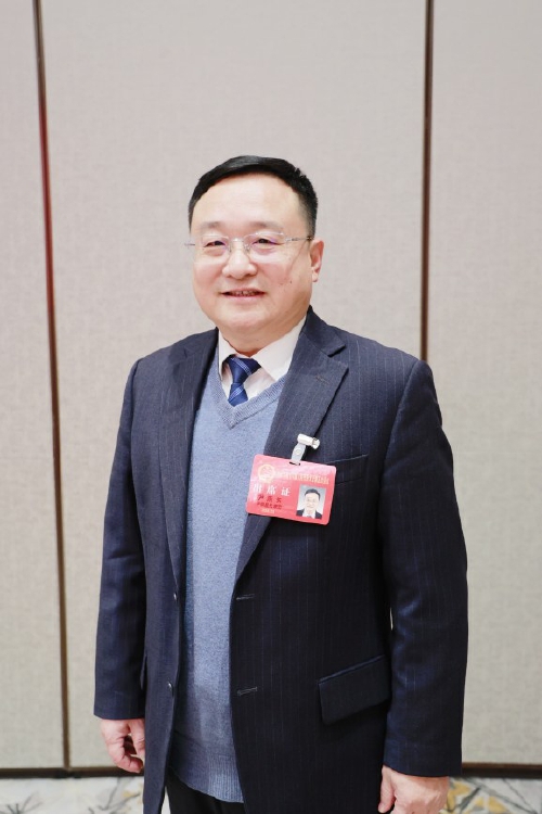 “医养”相伴 打造智慧医共体——访市人大代表尹燕东