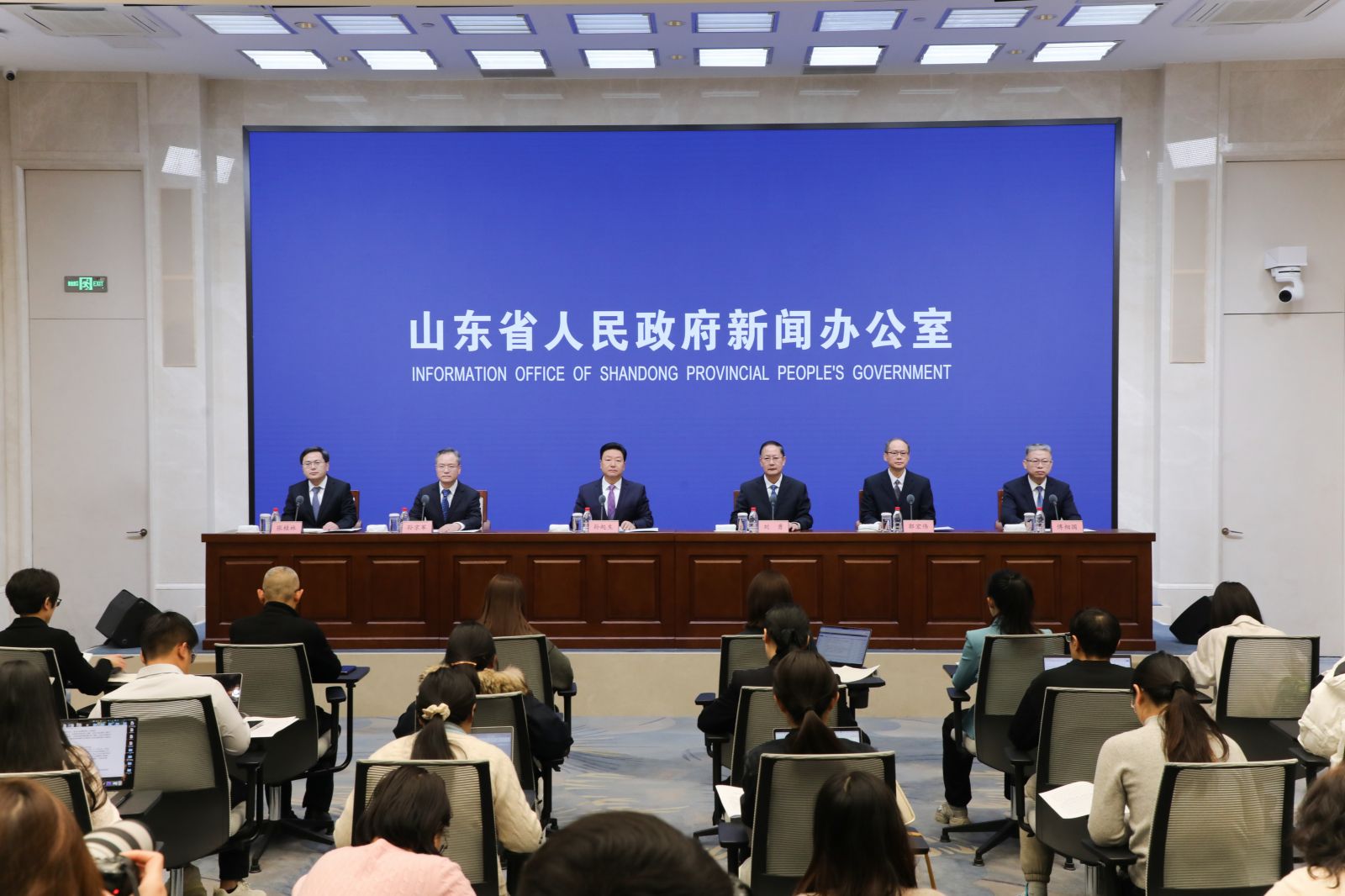 山东2025年规上工业增加值增长7.6% 汽车、铁路船舶、电气机械等行业均两位数增长