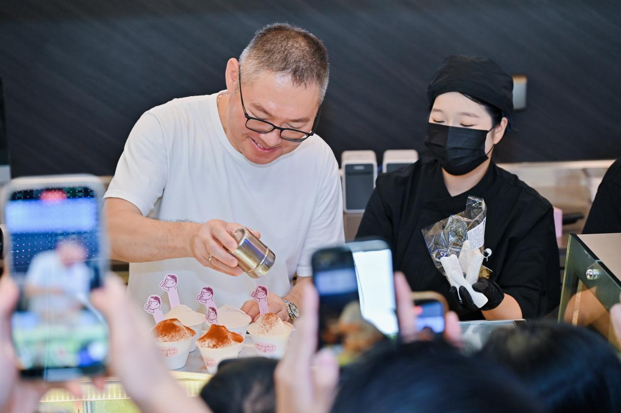 喜茶低调盘点2025年度小事 差异化战略成效显著