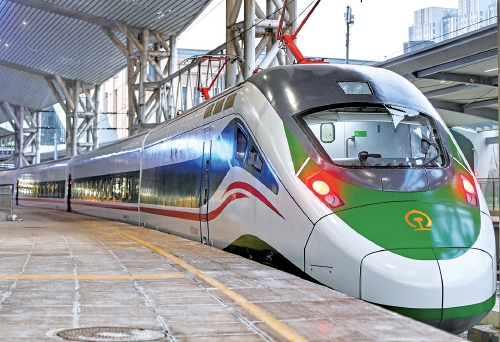 铁路一季度调图首日 济南至宁波列车变“绿巨人”