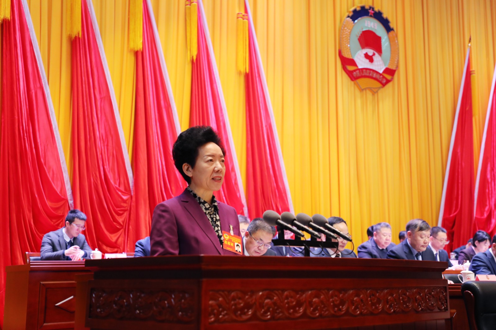 天桥区政协十届六次会议开幕