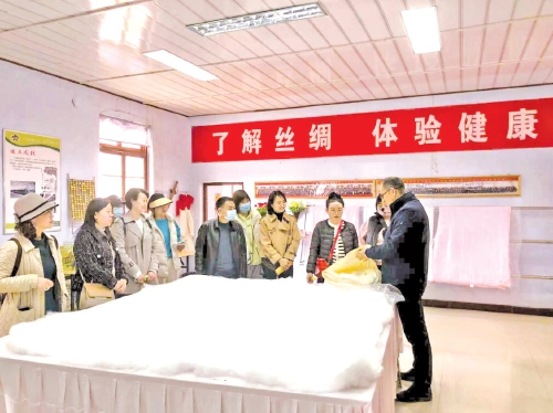 融媒·先锋|曾经“悬浮”的文化服务,如今“稳稳落地”——庭院深处 书声琅琅