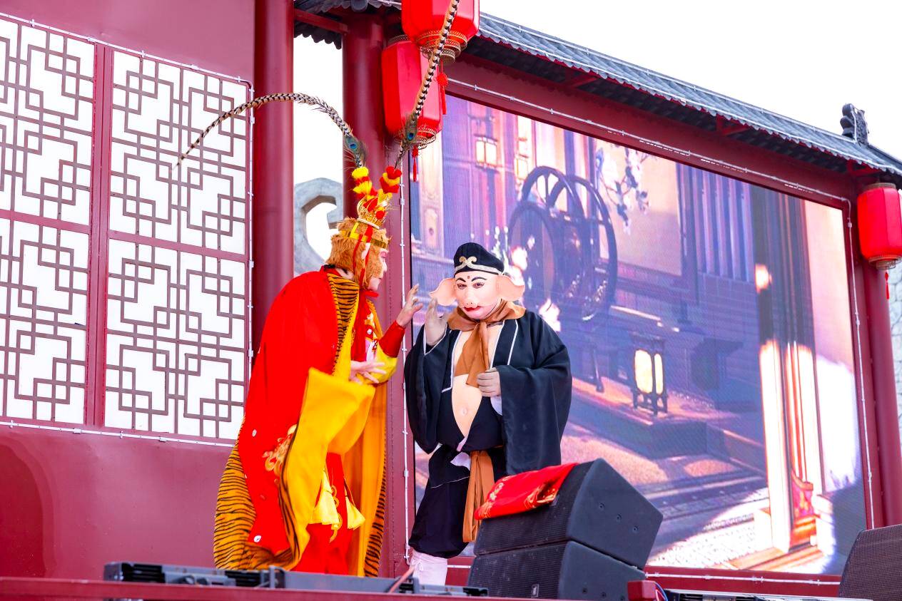 “神仙下凡”陪你过年！济南融创乐园新春盛宴开启，还能和NPC互动赢“仙缘”