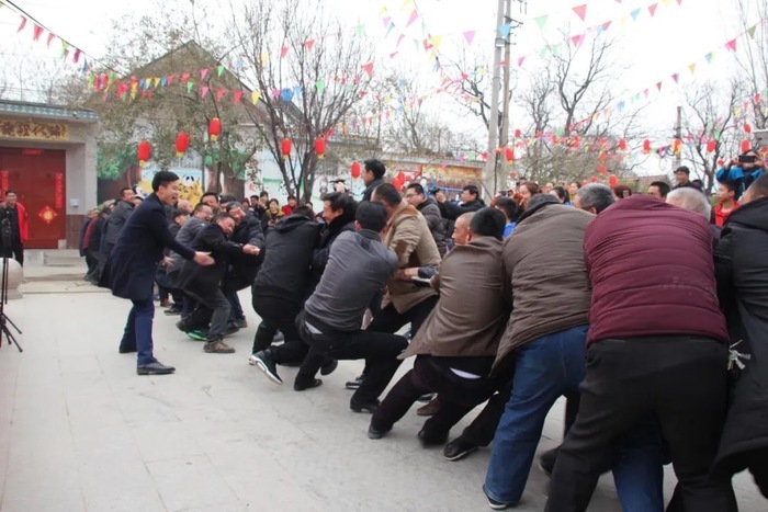 村晚轮番登场、民俗展演精彩纷呈……来南山乡村过大年