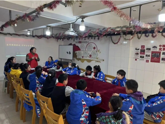 寻访禁燃路,共筑平安年——山东师大附小四(8)中队开展禁燃禁放红领巾寻访活动