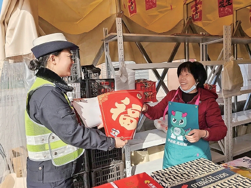 策马护烟火 警色暖人间