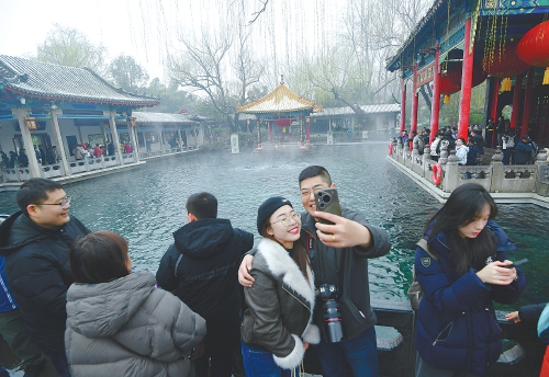 雪落泉城 景致万千