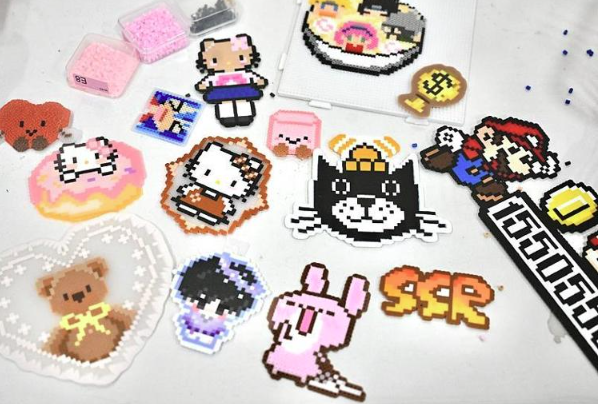 春节假期销量暴涨超90倍 年轻人为何爱上拼豆？