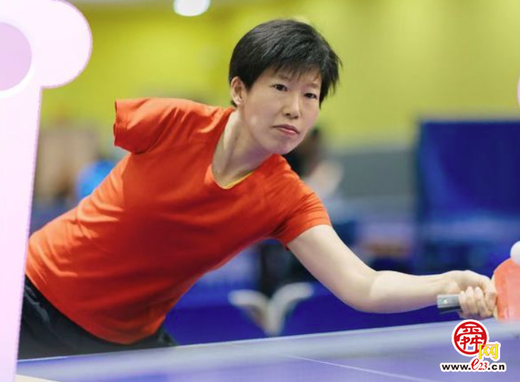 海报合集｜致敬，那抹温柔的坚守