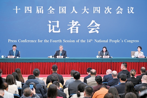 谈中美关系、伊朗局势、中日关系……外交部长王毅回应热点问题