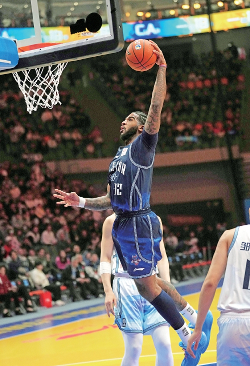 山东男篮今晚主场对阵江苏队 新外援约翰逊有望上演首秀