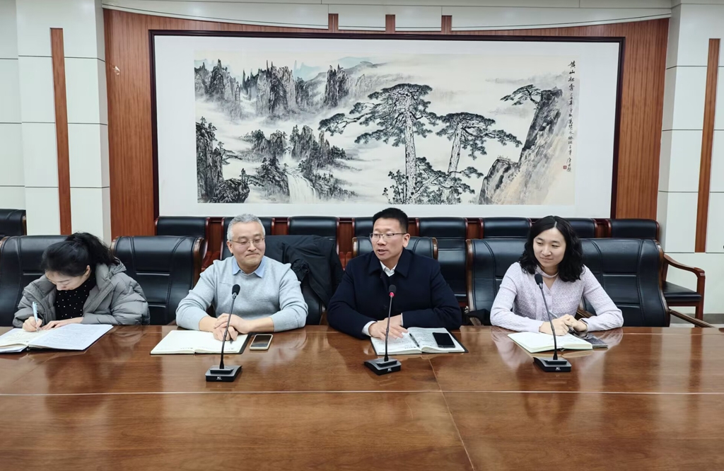 凝心聚力研教并行 笃行致远启新征程 济南二中召开新学期教研组长、备课组长工作会议