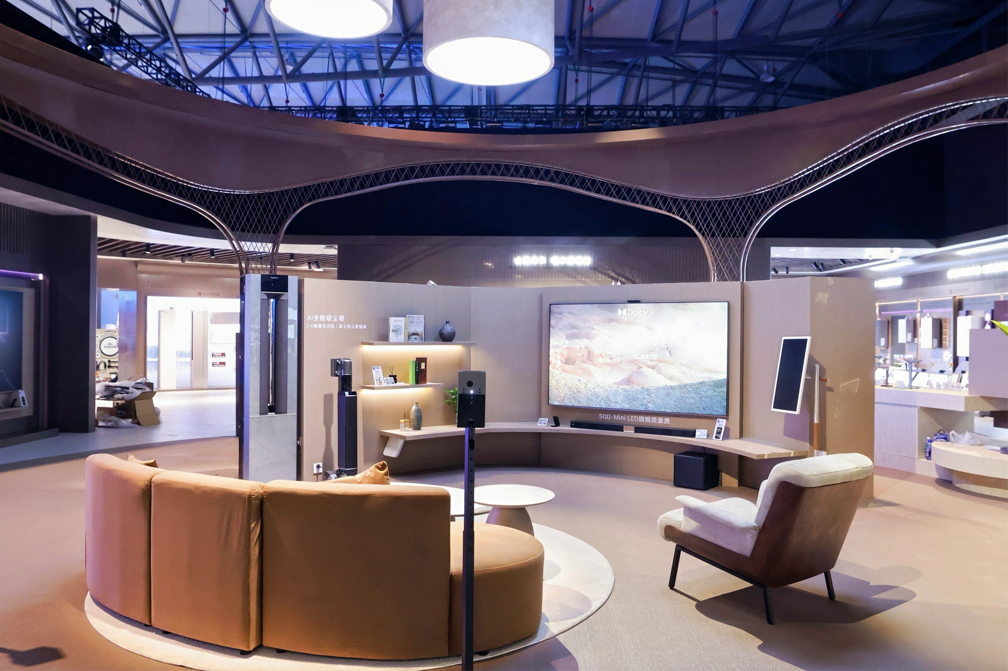 从“科技进化”到“生活定义”：卡萨帝20周年让无人家务更进一步