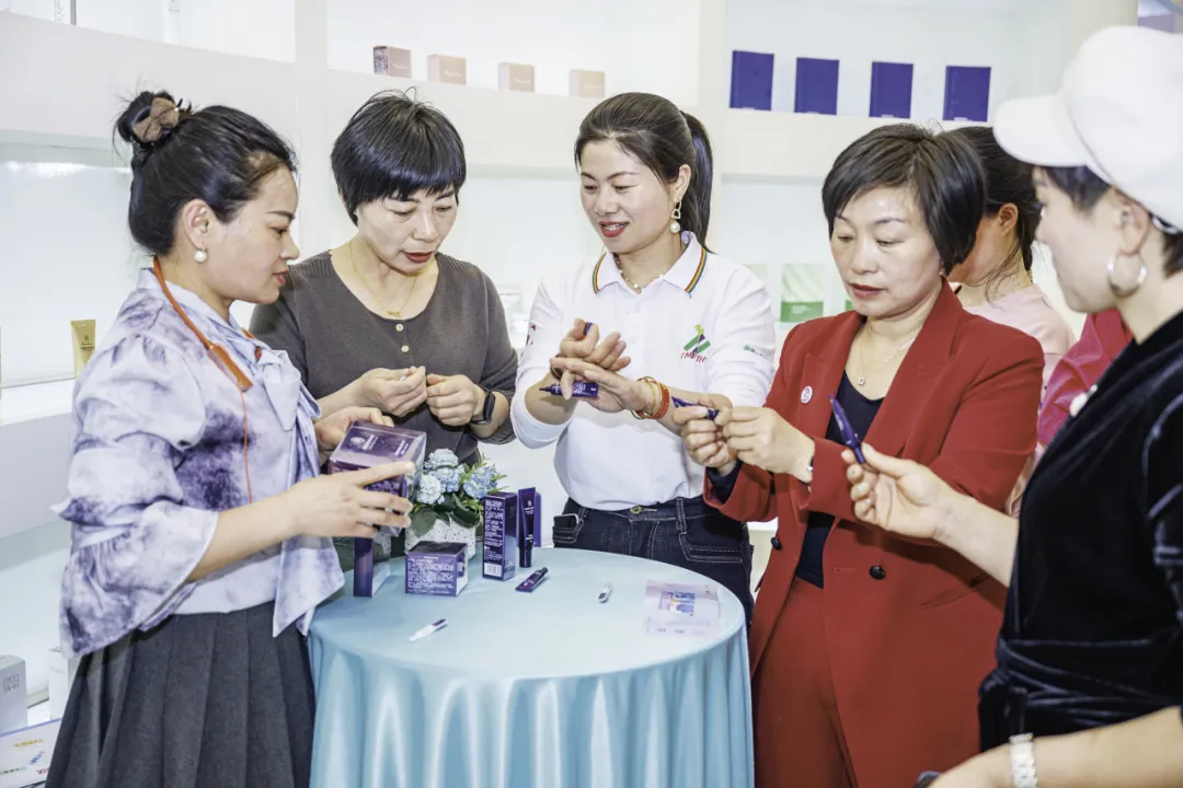 不止健康，更有成长 完美公司32载深耕，陪全民解锁生活新可能