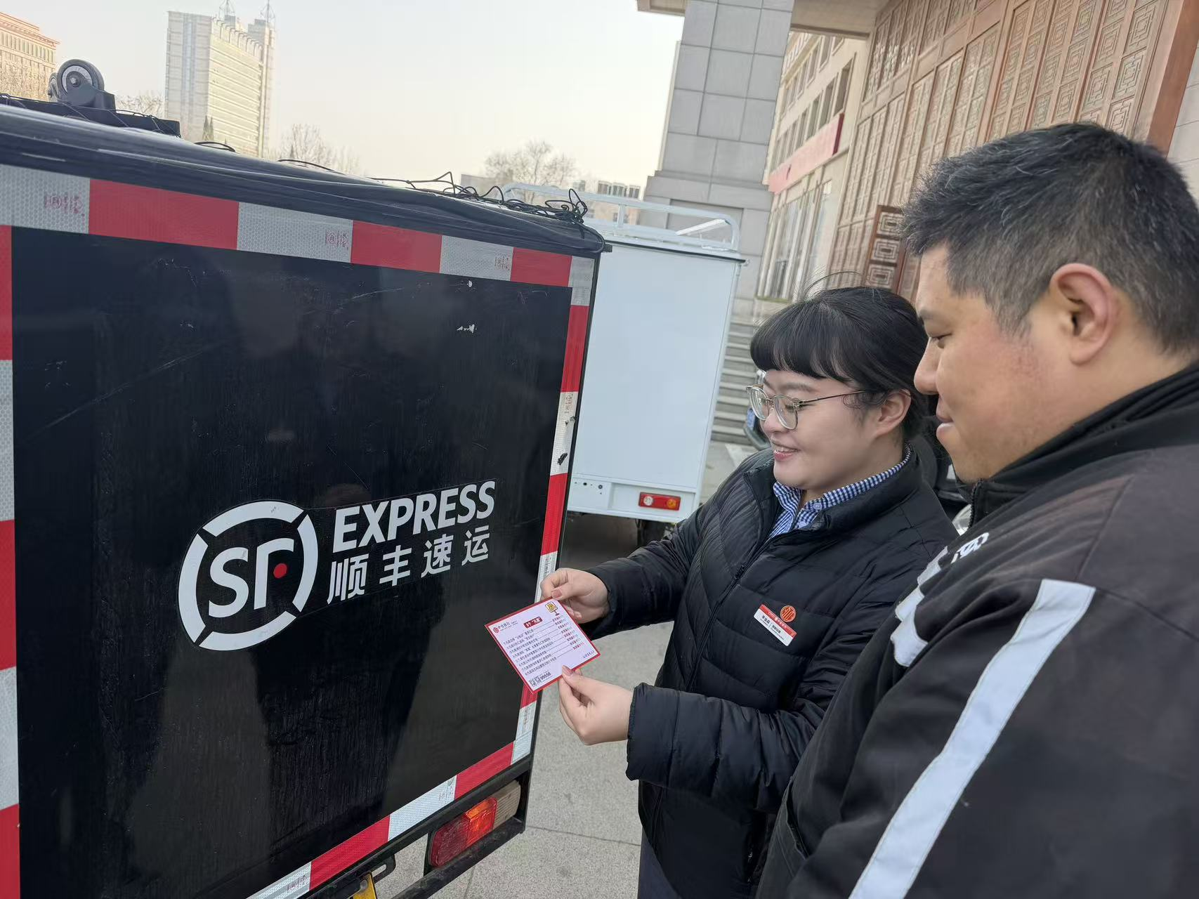 聚焦“两司两员” 筑牢金融防线——中信银行济南分行3·15金融护航“两司两员”行动篇