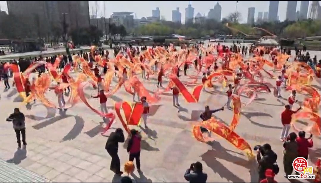 老年风采耀泉城！  济南“百姓大舞台”老年文艺展演精彩亮相