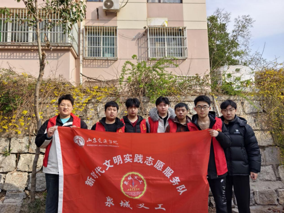 爱心义剪进社区,交院志愿者把温暖送到家门口!