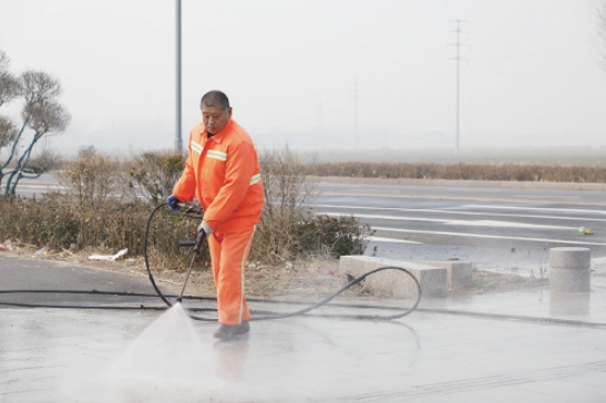 保洁无死角 城市更宜居——商河城管开展春季环境卫生大整治、大提升行动