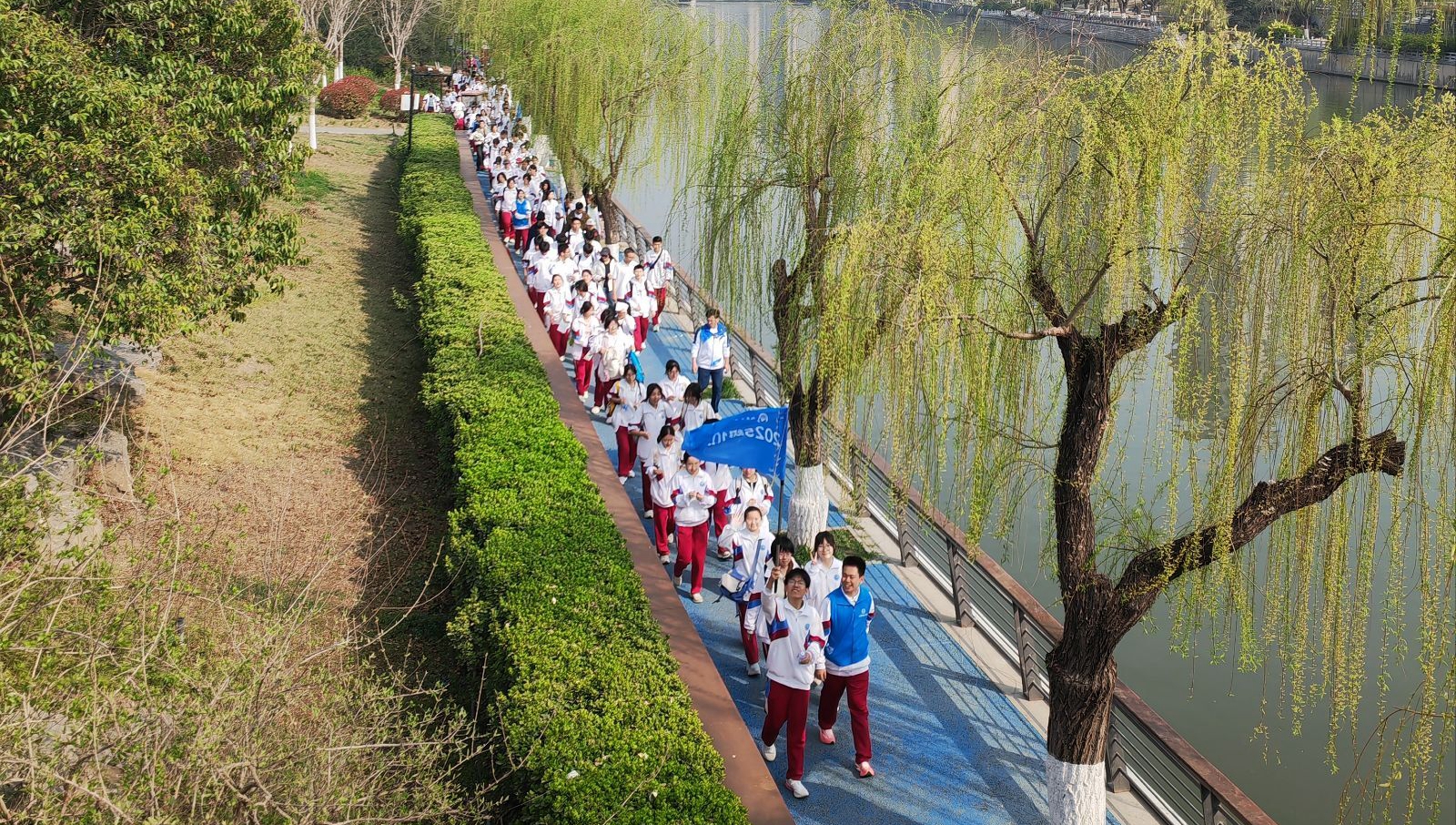 行走清河故道 寻访泉城根脉 济南二中开展徒步研学活动