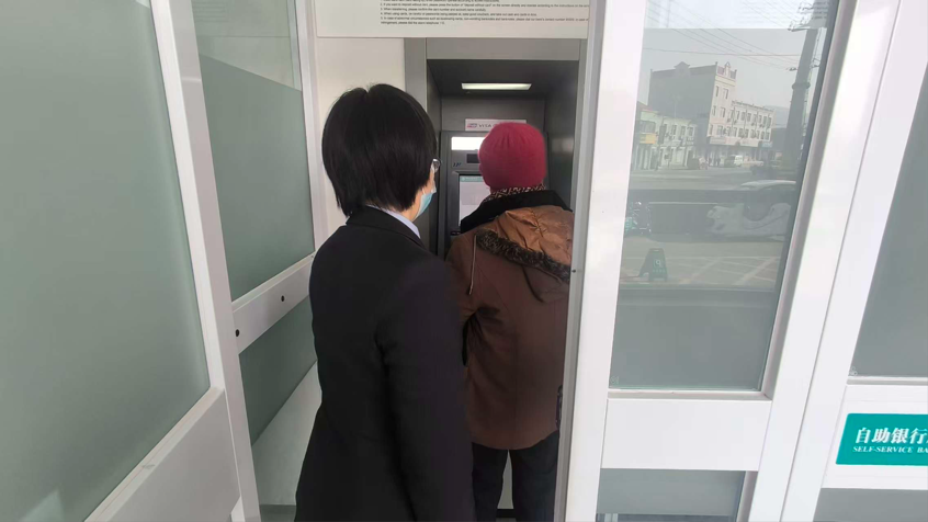 农行平阴玫瑰支行：无声的陪伴，让“慢”服务更有温度