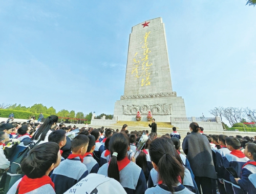 “追寻·2026·清明祭英烈”主题活动启幕