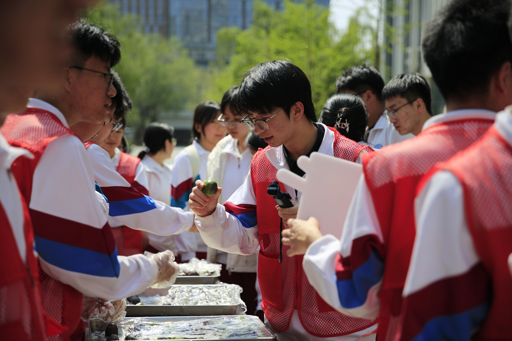 光盘兑券 答题寻味 济南二中这场清明民俗之约太吸睛