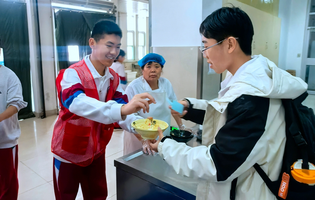 光盘兑券 答题寻味 济南二中这场清明民俗之约太吸睛