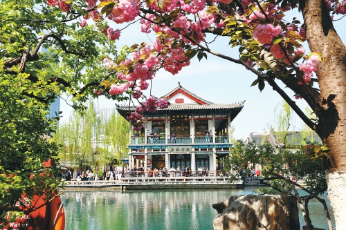 花漾泉城春意浓 假日文旅市场圆满收官 30家重点景区累计接待游客179.07万人次