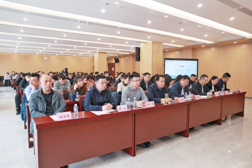 融媒·见证丨一场服务推进会，见证政企同心的双向奔赴——春风入楼宇