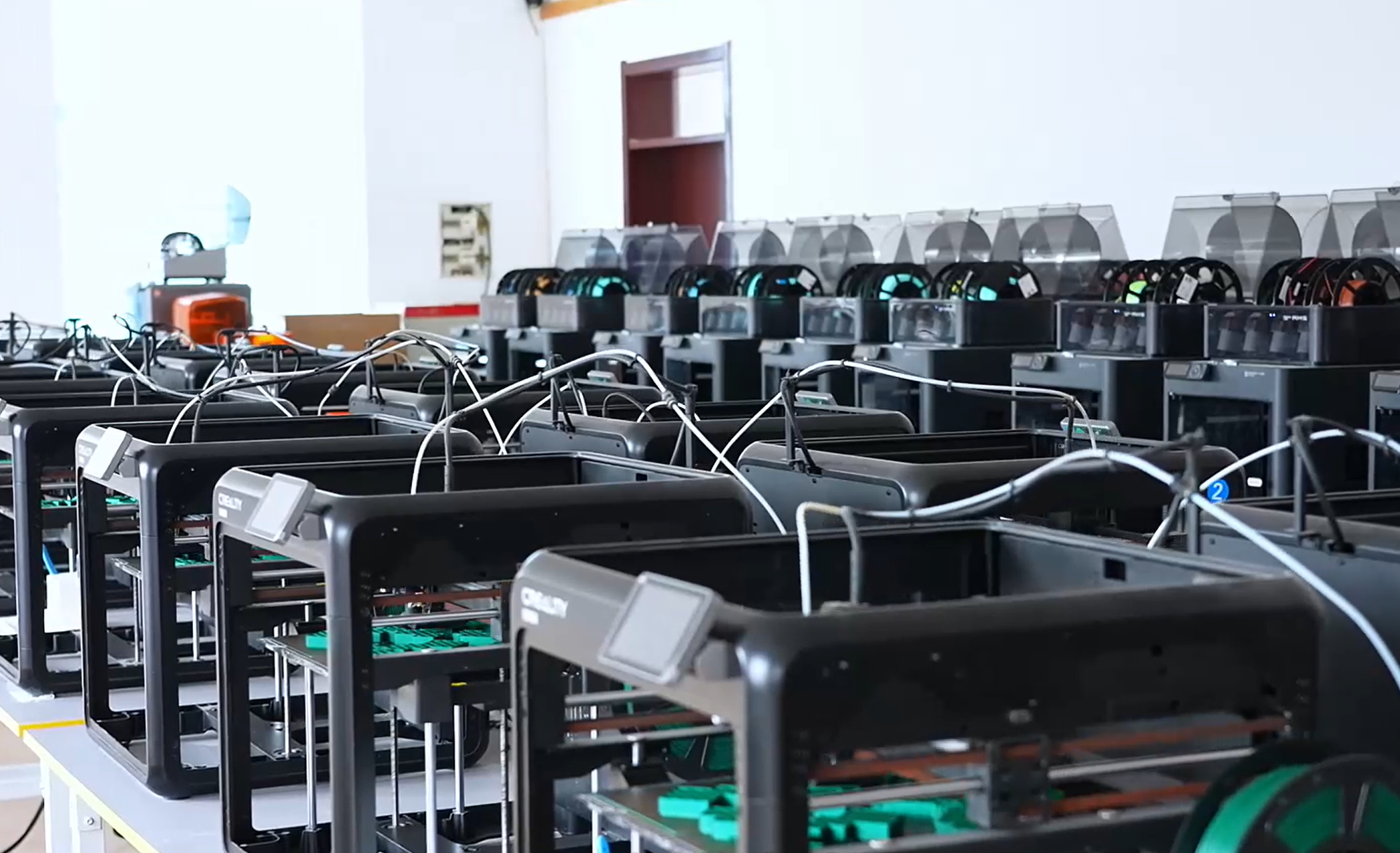 融媒·先锋｜从荒山村落到智造工坊——一个小山村的“科创突围”