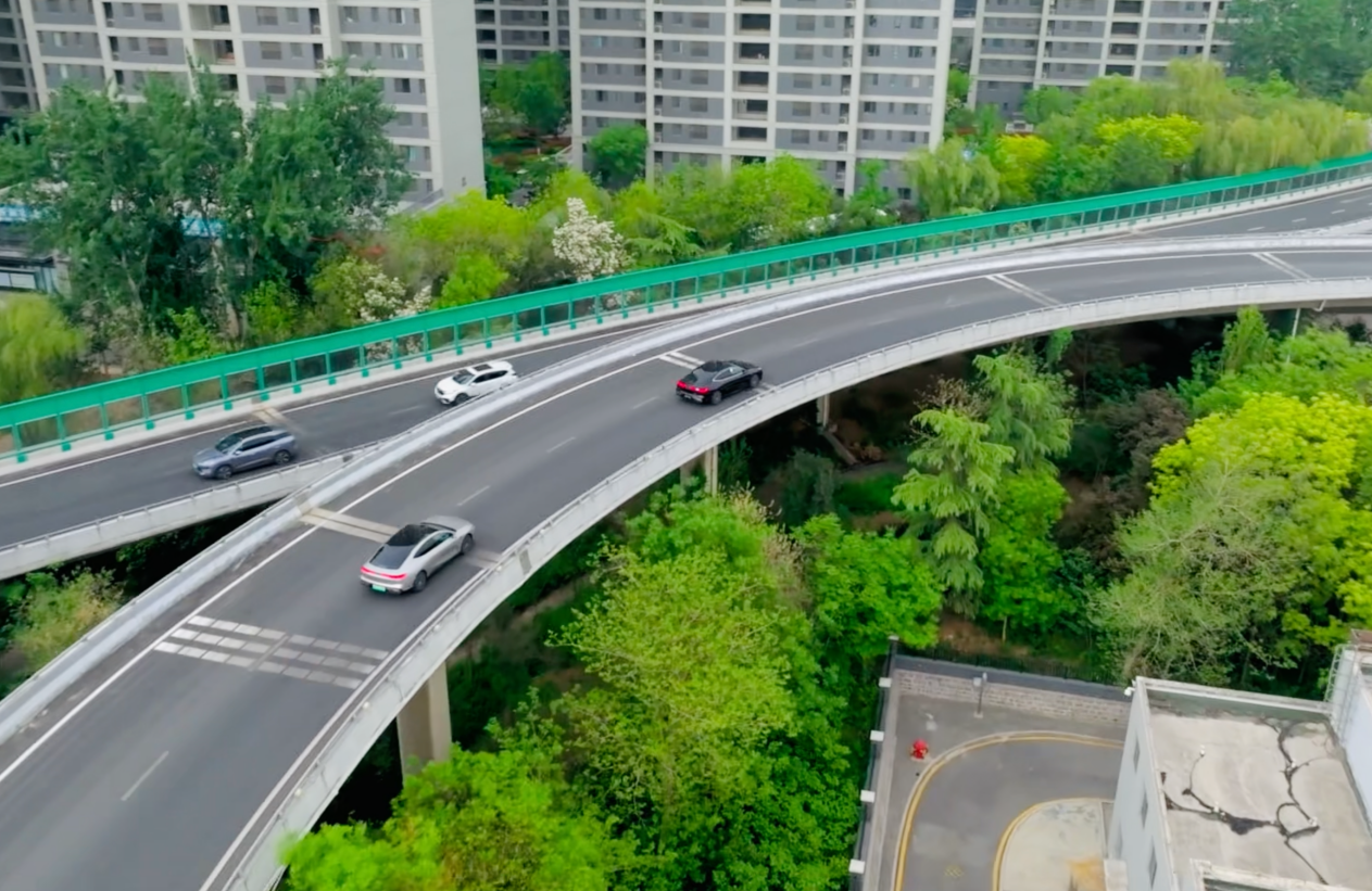 我耀打十个 全民众测——吉利银河星耀8远航家区域上市及试驾会济南站圆满收官