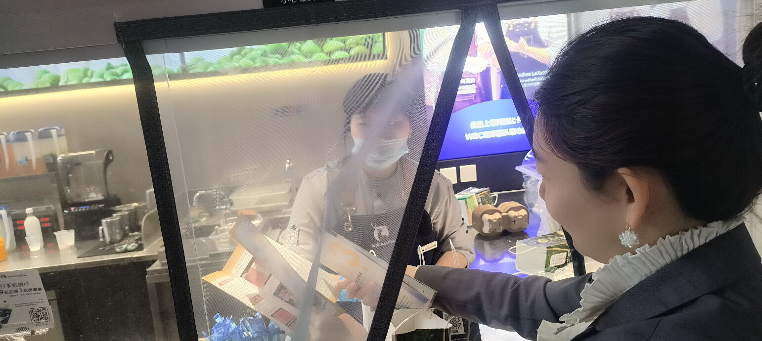 广发银行济南分行营业部走进周边商户，开展金融消费者权益保护宣传活动