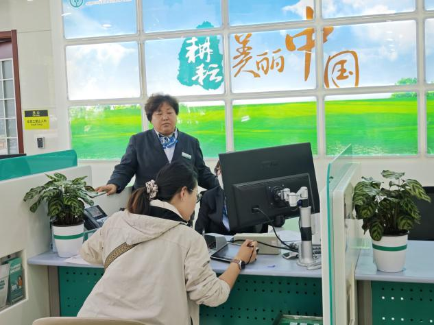 农行济南泺源纬二路支行：用心耕耘，美丽服务
