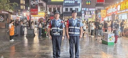 一瓶救心丸 一腔为民情