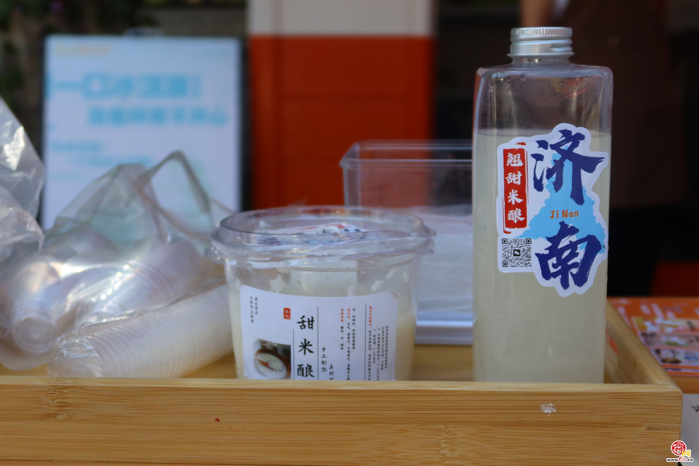 融媒·先锋｜烟火浸润邻里间，小微阵地聚民心！街角有家“共富小店”
