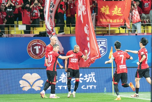 中超半程观察：新贵掀翻旧秩序，豪门陷入集体迷局